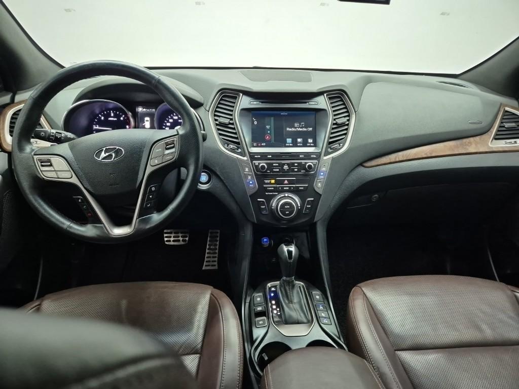 HYUNDAI Maxcruz - Vista 7