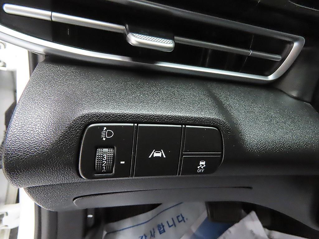 HYUNDAI Avante 2023 Blanco - Importación desde Corea - HF Imports Iquique - Foto 13