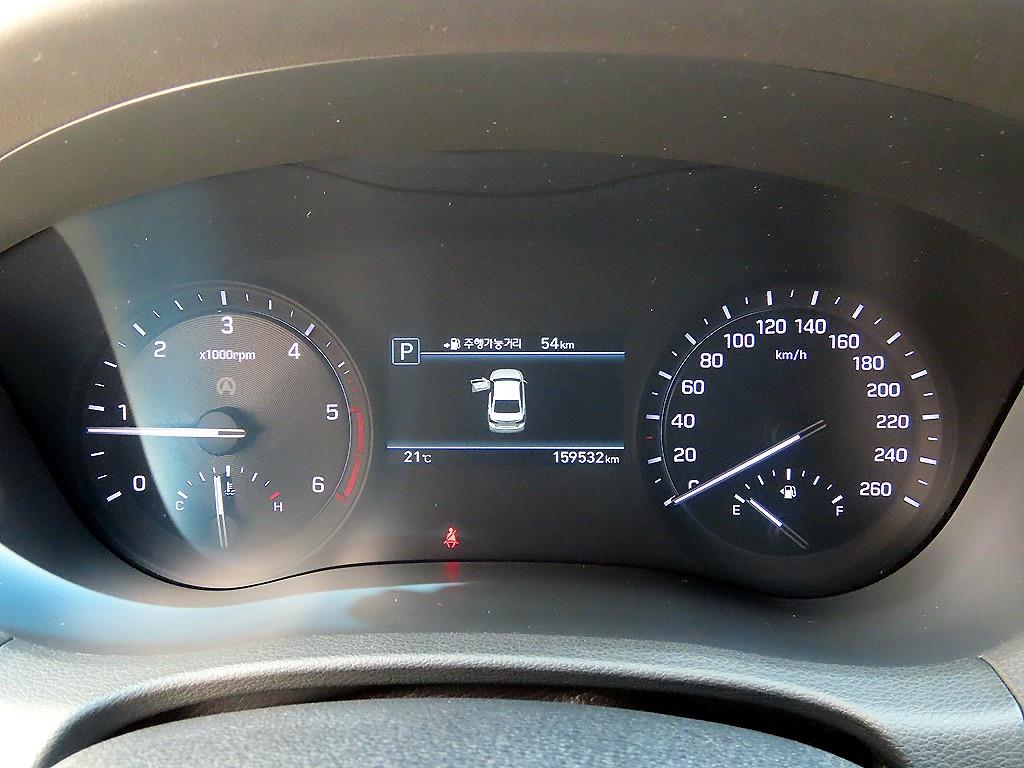 Genesis G80 - Vista 9