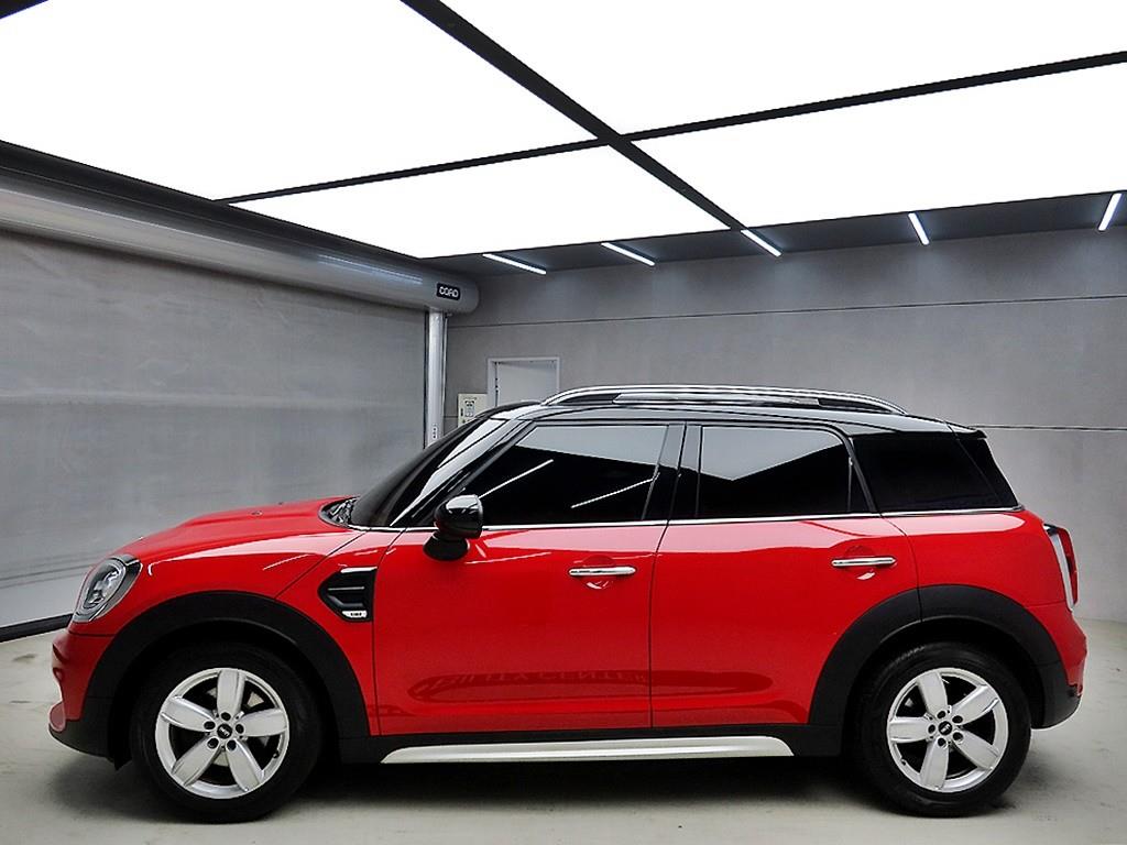 Mini Countryman - Vista 4