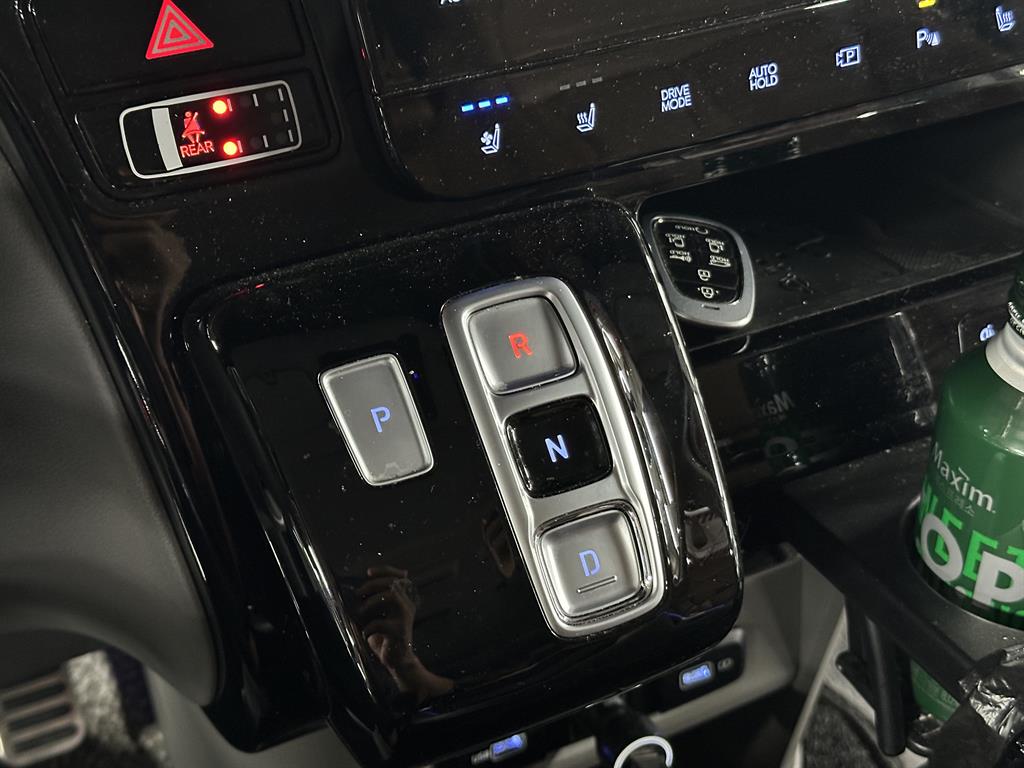 HYUNDAI Staria - Vista 11