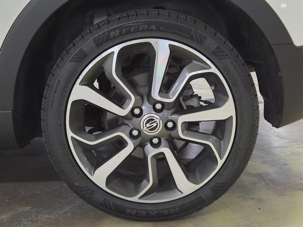 Ssangyong Tivoli 2016 Blanco - Importación desde Corea - HF Imports Iquique - Foto 19