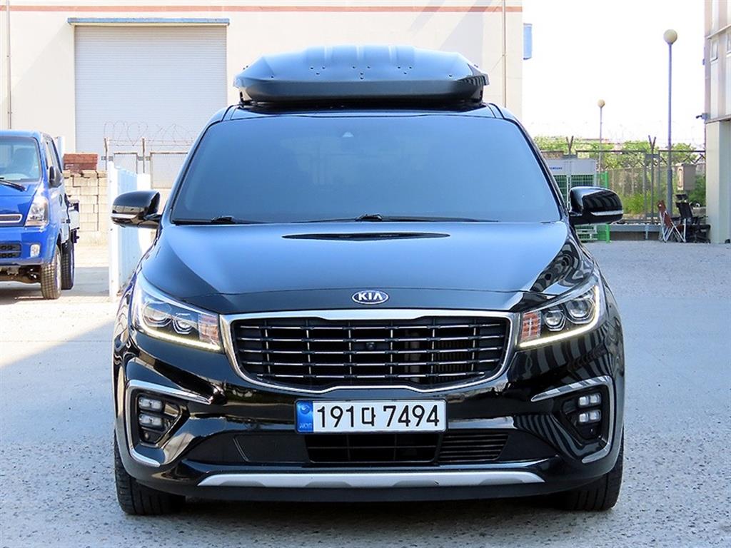 KIA Carnival 2019 Negro - Importación desde Corea - HF Imports Iquique - Foto 1