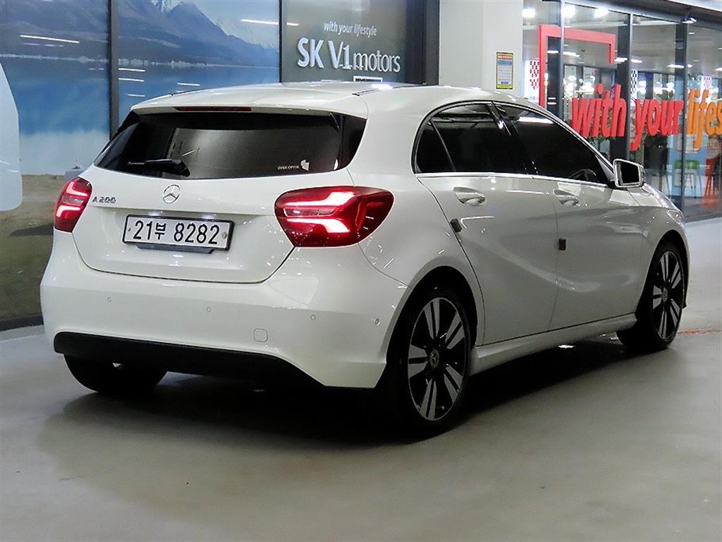 Mercedes Benz A Class - Vista 4