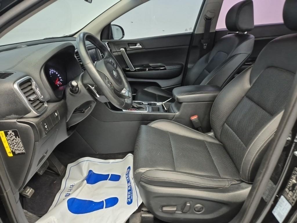 KIA Sportage - Vista 11