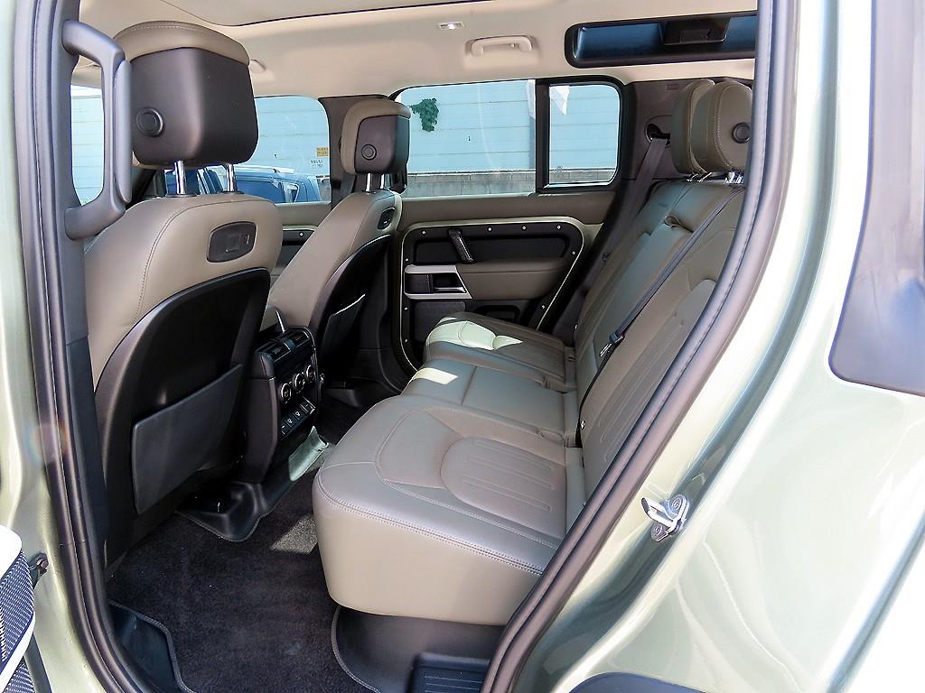 Land Rover Defender - Vista 6