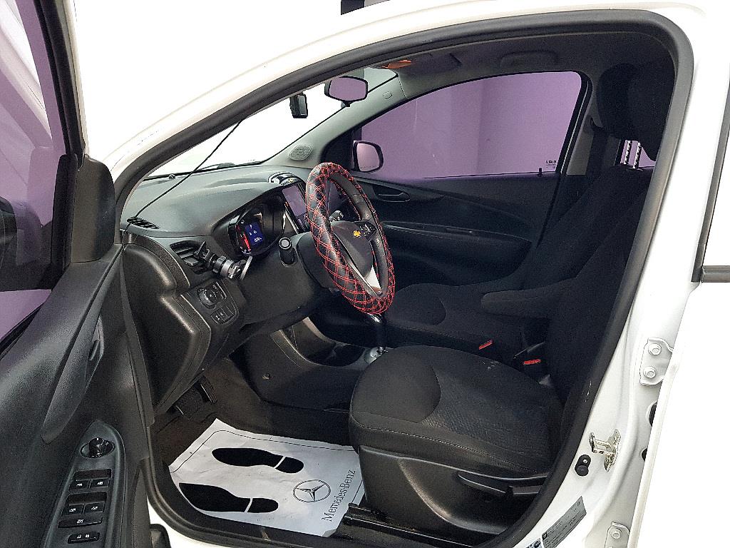 Chevrolet Spark - Vista 8