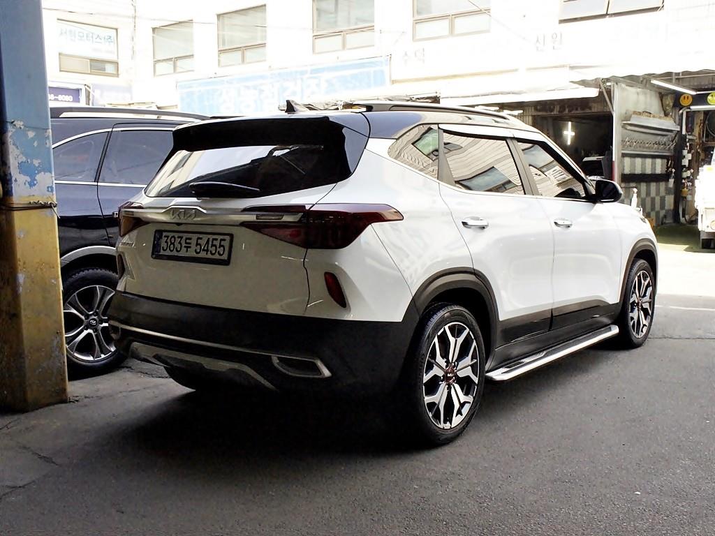 KIA Seltos - Vista 7