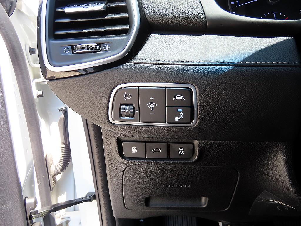 HYUNDAI Grandeur - Vista 12