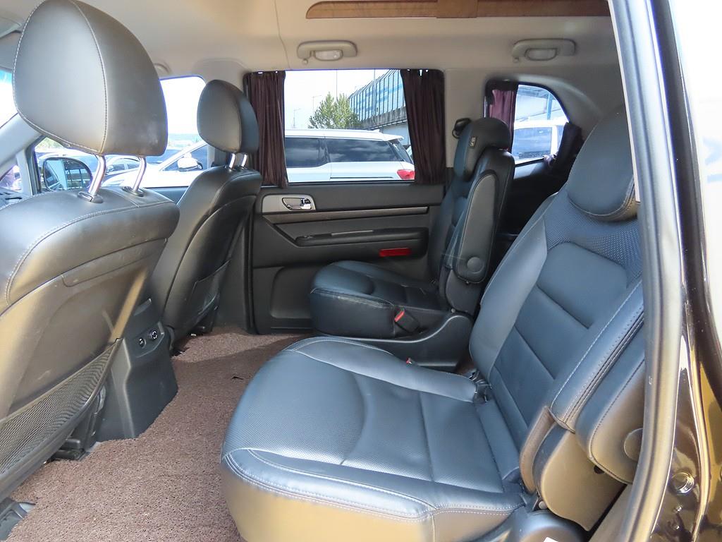 Ssangyong Korando - Vista 7