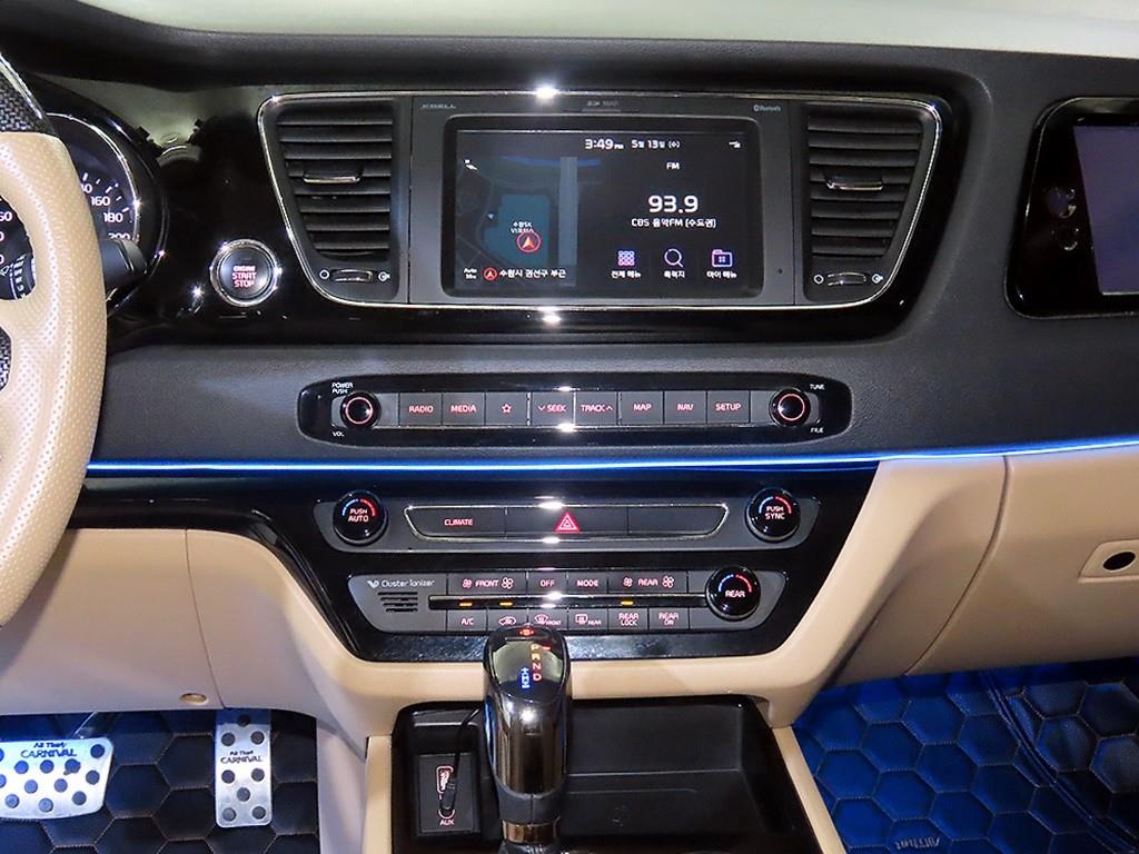 KIA Carnival 2019 Negro - Importación desde Corea - HF Imports Iquique - Foto 13