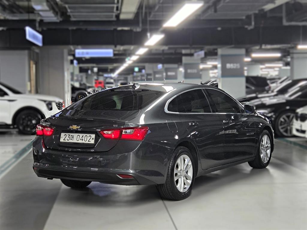 Chevrolet Malibu - Vista 2