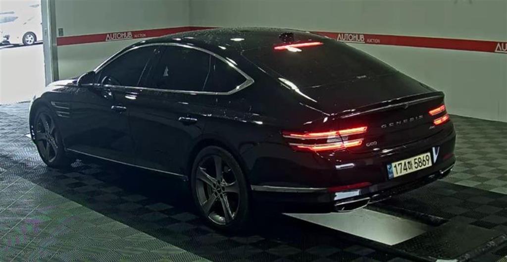 Genesis G80 - Vista 5