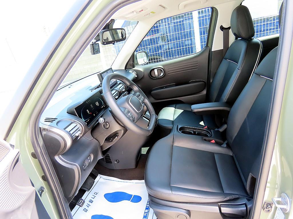 HYUNDAI Casper - Vista 5