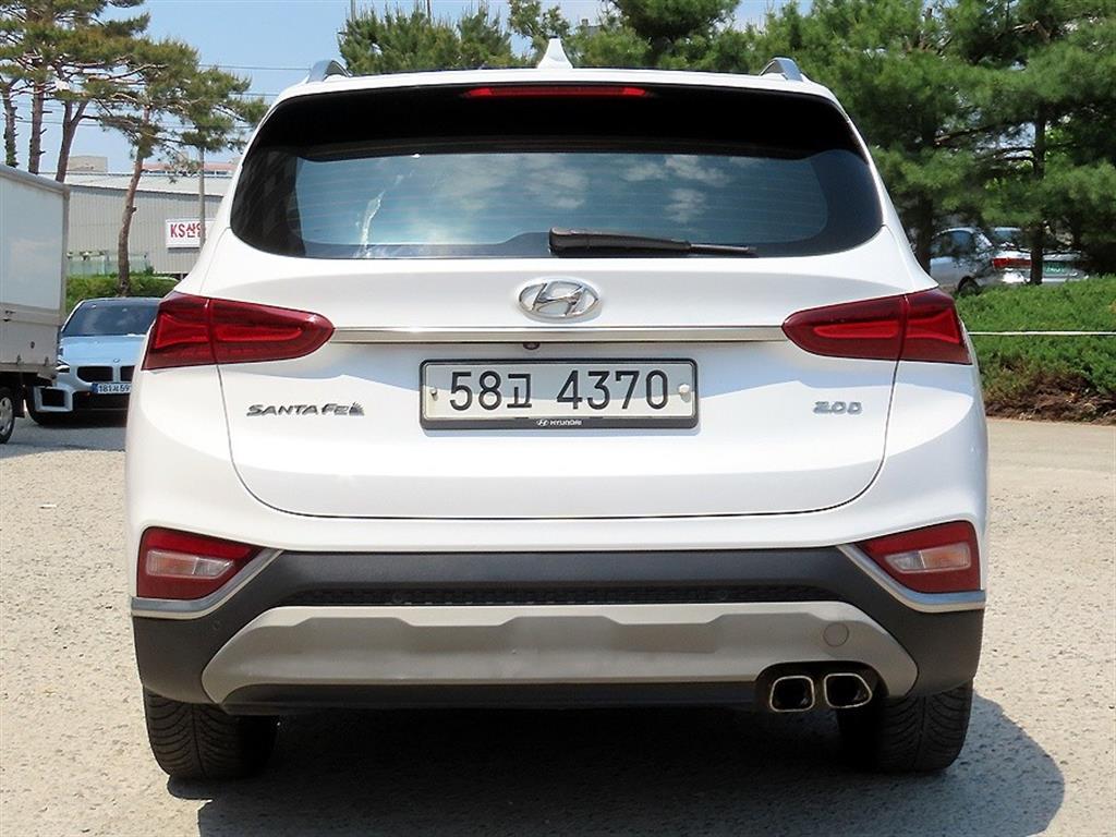 HYUNDAI Santa Fe - Vista 4