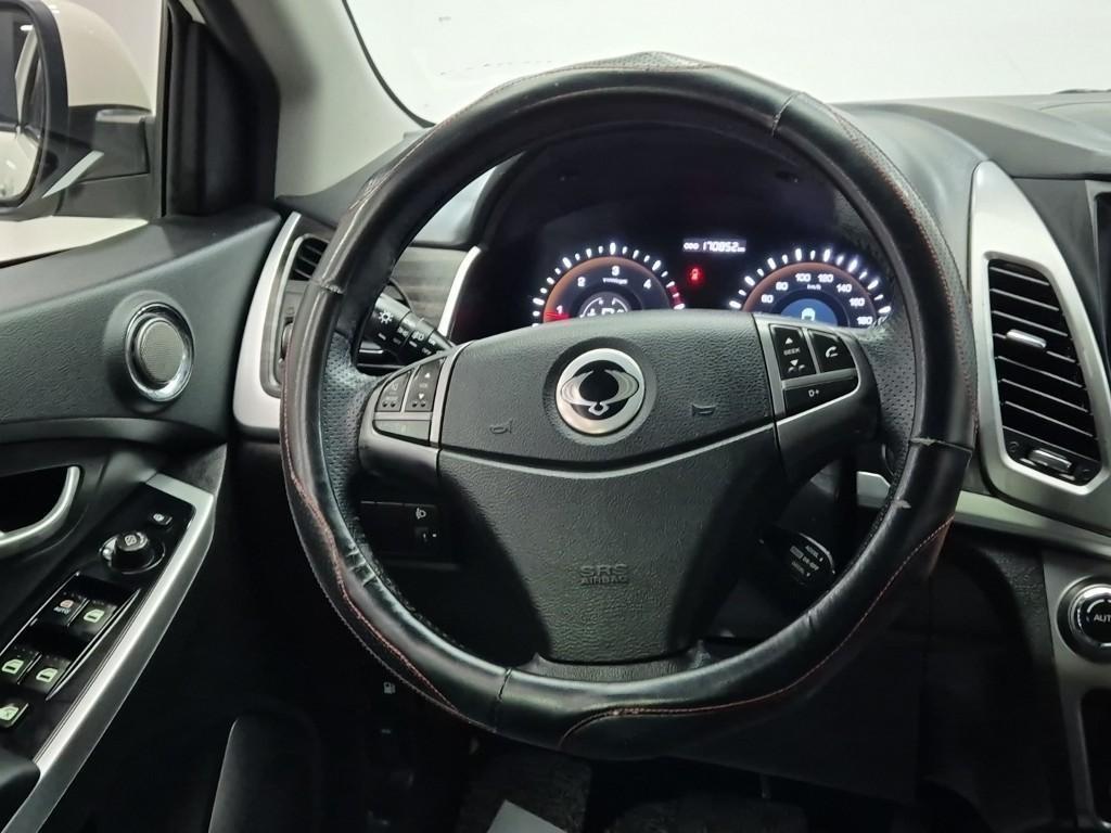 Ssangyong Korando - Vista 9