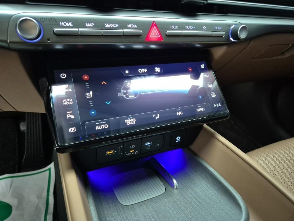 HYUNDAI Grandeur - Vista 9