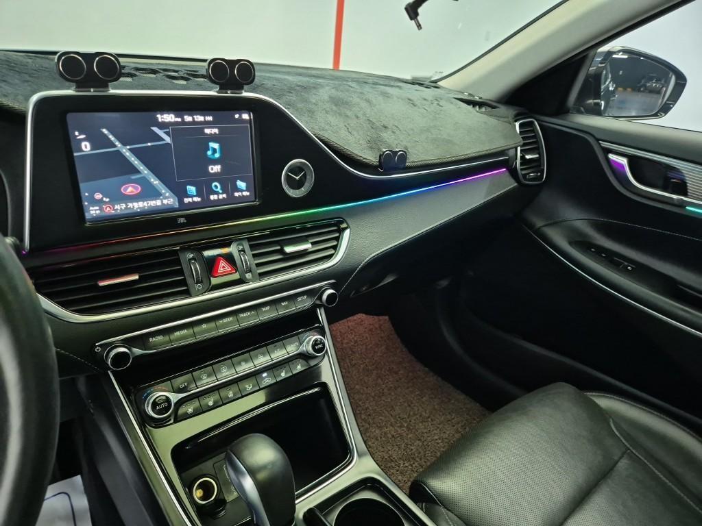 HYUNDAI Grandeur - Vista 10