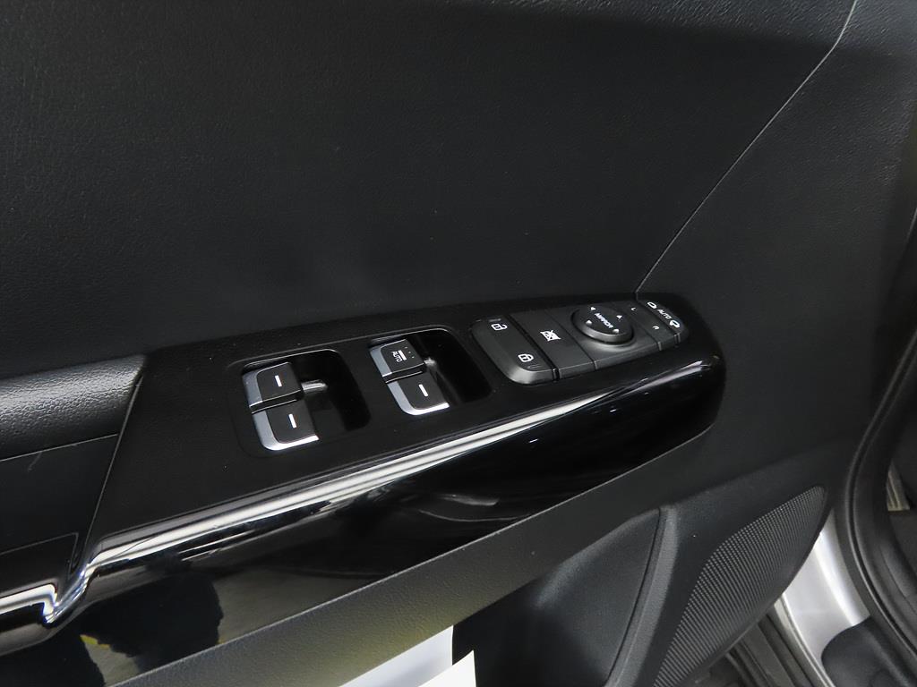 KIA Sportage 2016 Plateado - Importación desde Corea - HF Imports Iquique - Foto 15
