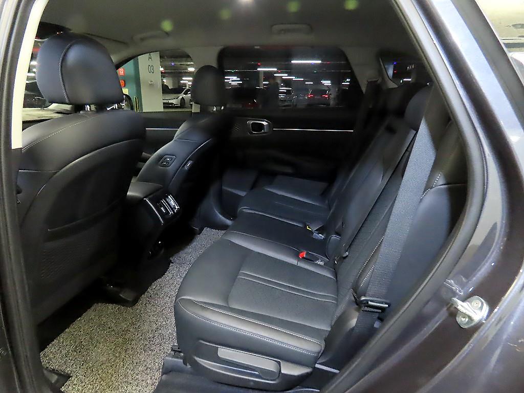 KIA Sorento - Vista 7