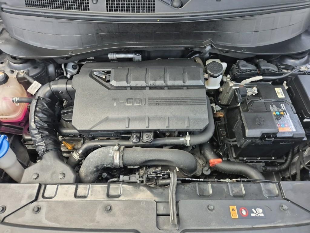 HYUNDAI Casper - Vista 5