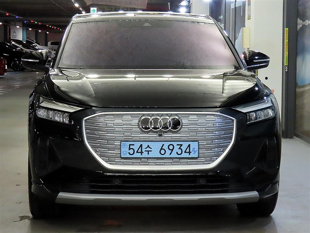 Audi Q4 - Vista 2