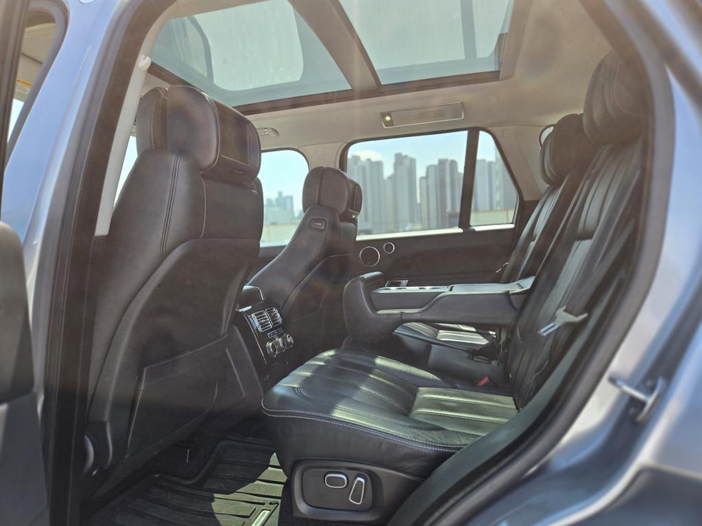 Land Rover Range Rover - Vista 8