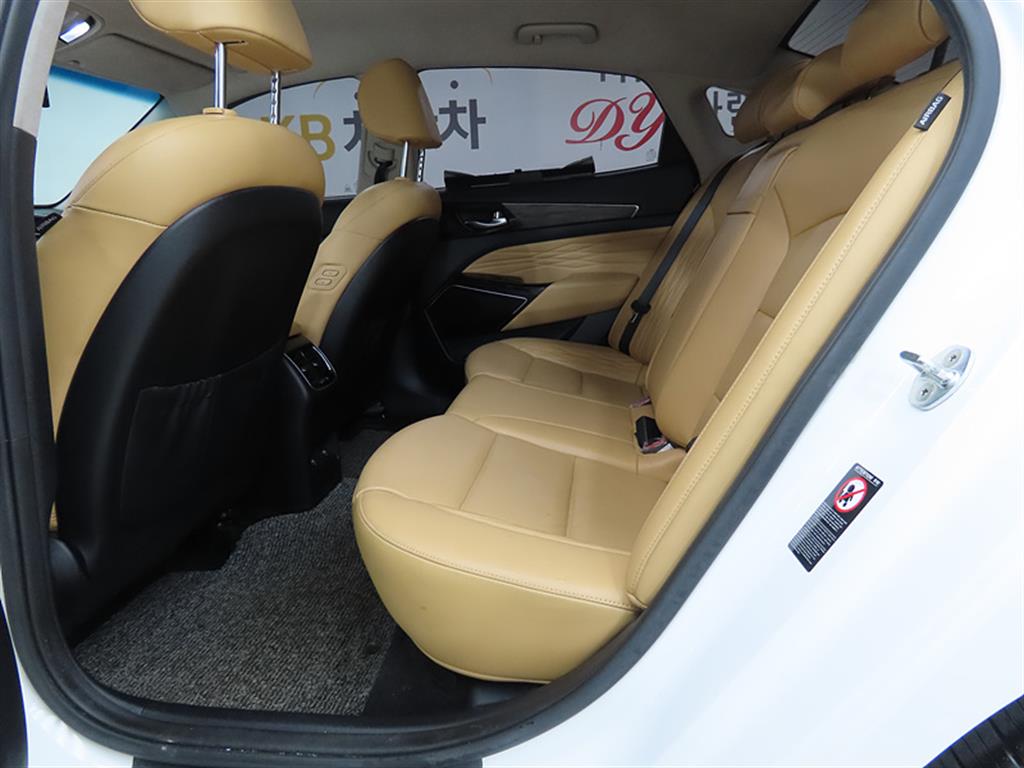 KIA K7 - Vista 6