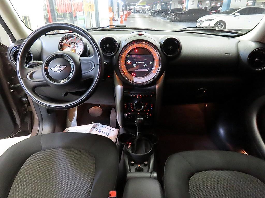 Mini Countryman - Vista 10