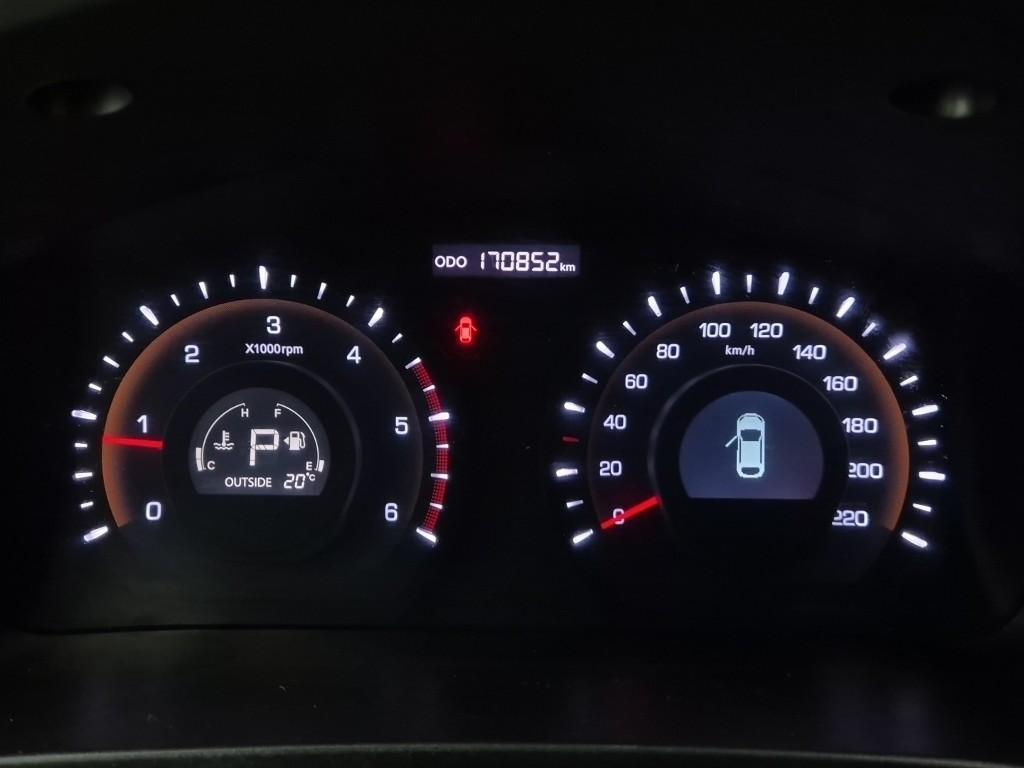 Ssangyong Korando - Vista 6
