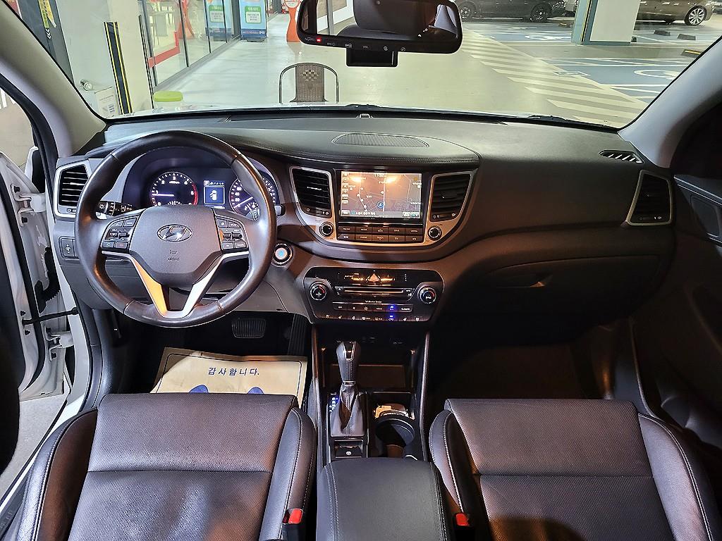 HYUNDAI Tucson - Vista 6
