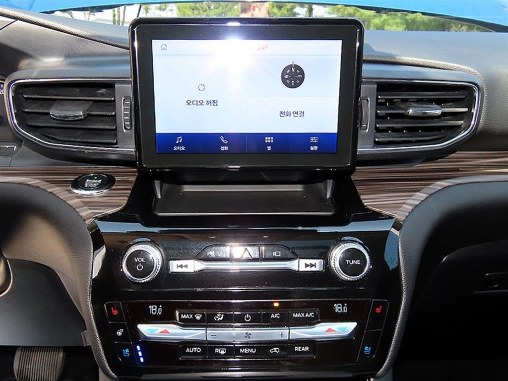 Ford Explorer - Vista 12