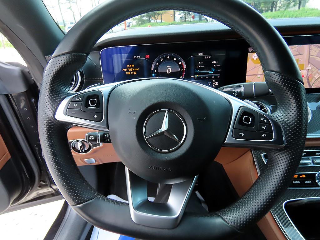 Mercedes Benz E class - Vista 8