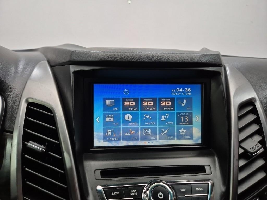 Ssangyong Korando - Vista 11
