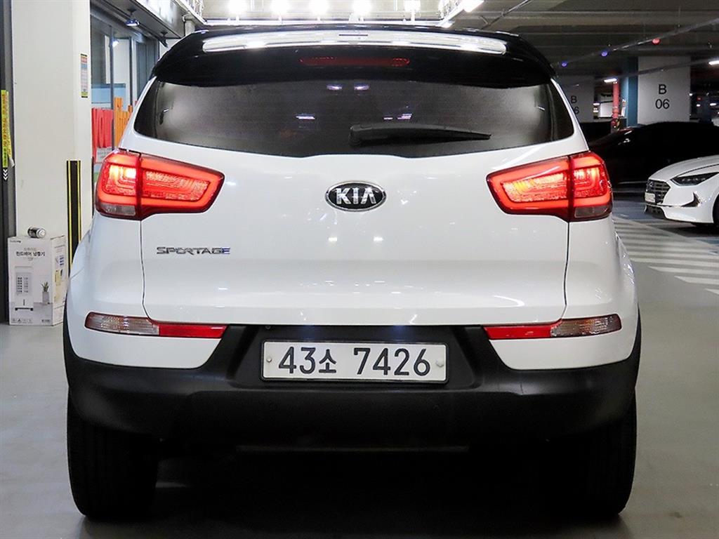 KIA Sportage - Vista 5