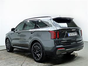 KIA Sorento - Vista 8