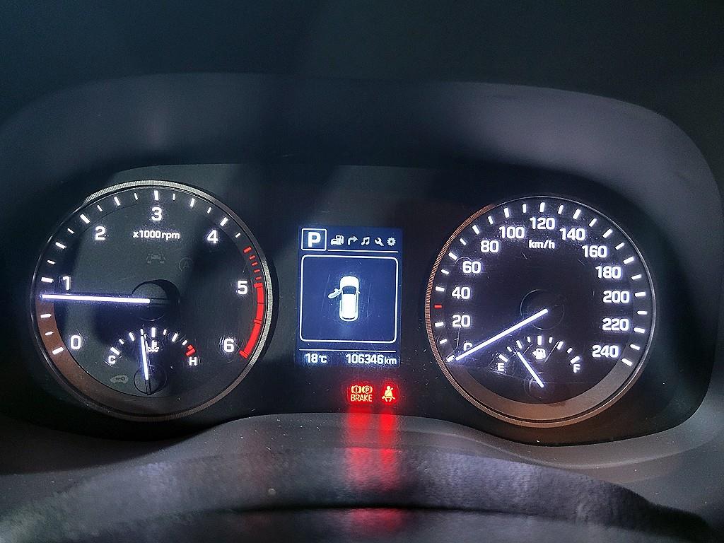 HYUNDAI Tucson - Vista 10