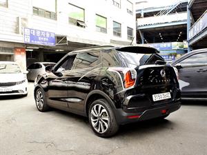 Ssangyong Tivoli - Vista 8
