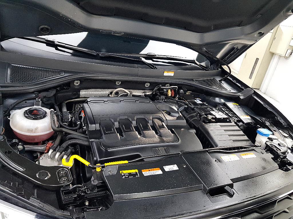Volkswagen T-Roc - Vista 6