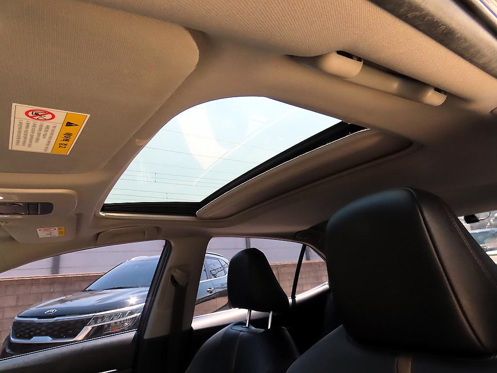 Toyota Camry 2018 Café - Importación desde Corea - HF Imports Iquique - Foto 18