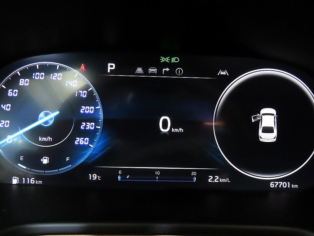 KIA K9 - Vista 9