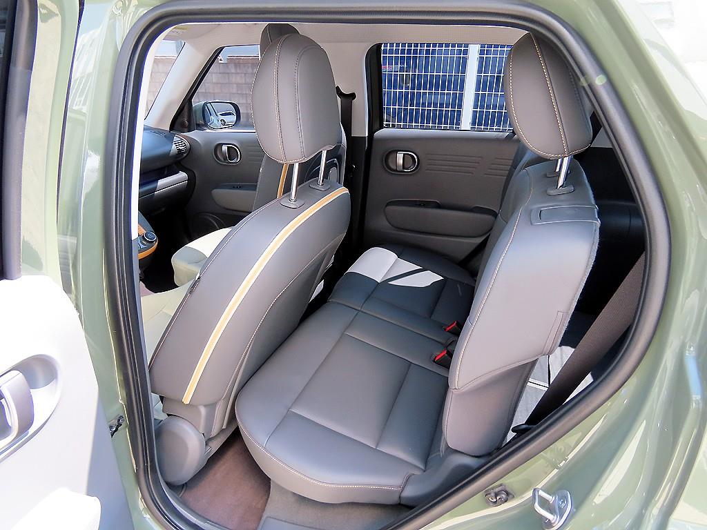 HYUNDAI Casper - Vista 6