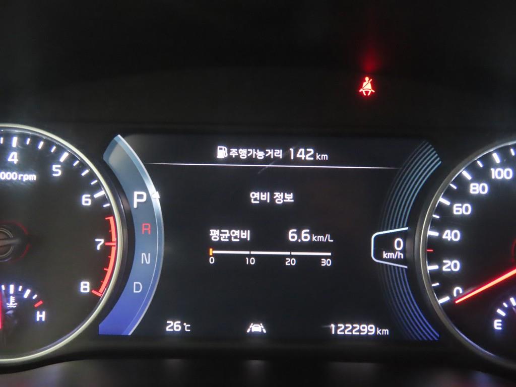 KIA Seltos - Vista 8