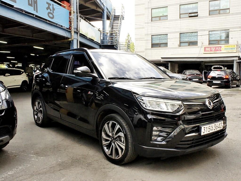 Ssangyong Tivoli - Vista 3