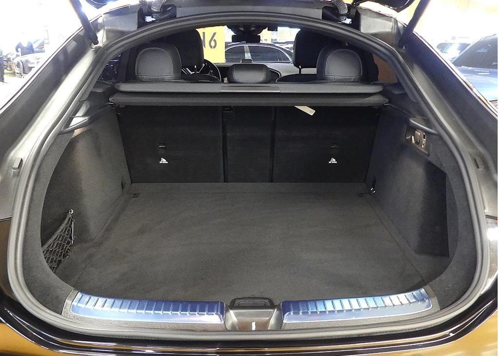 Mercedes Benz GLE Class - Vista 10