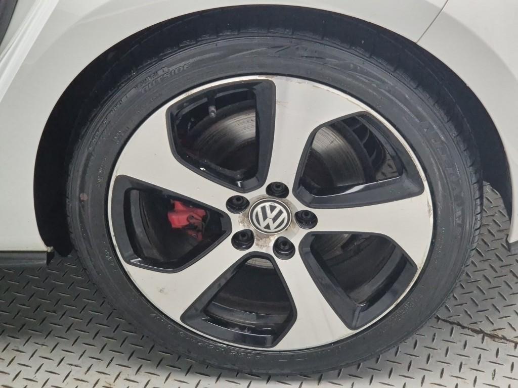 Volkswagen Golf 2014 Blanco - Importación desde Corea - HF Imports Iquique - Foto 19