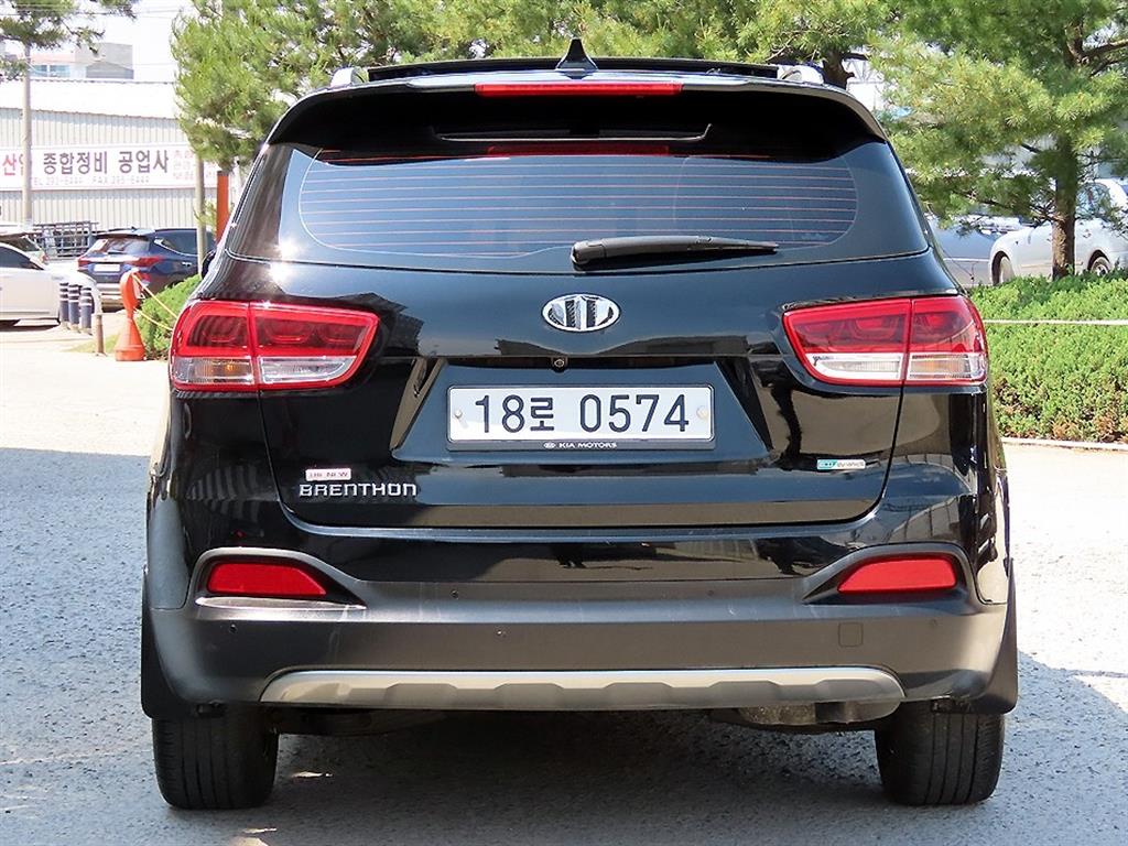 KIA Sorento - Vista 4