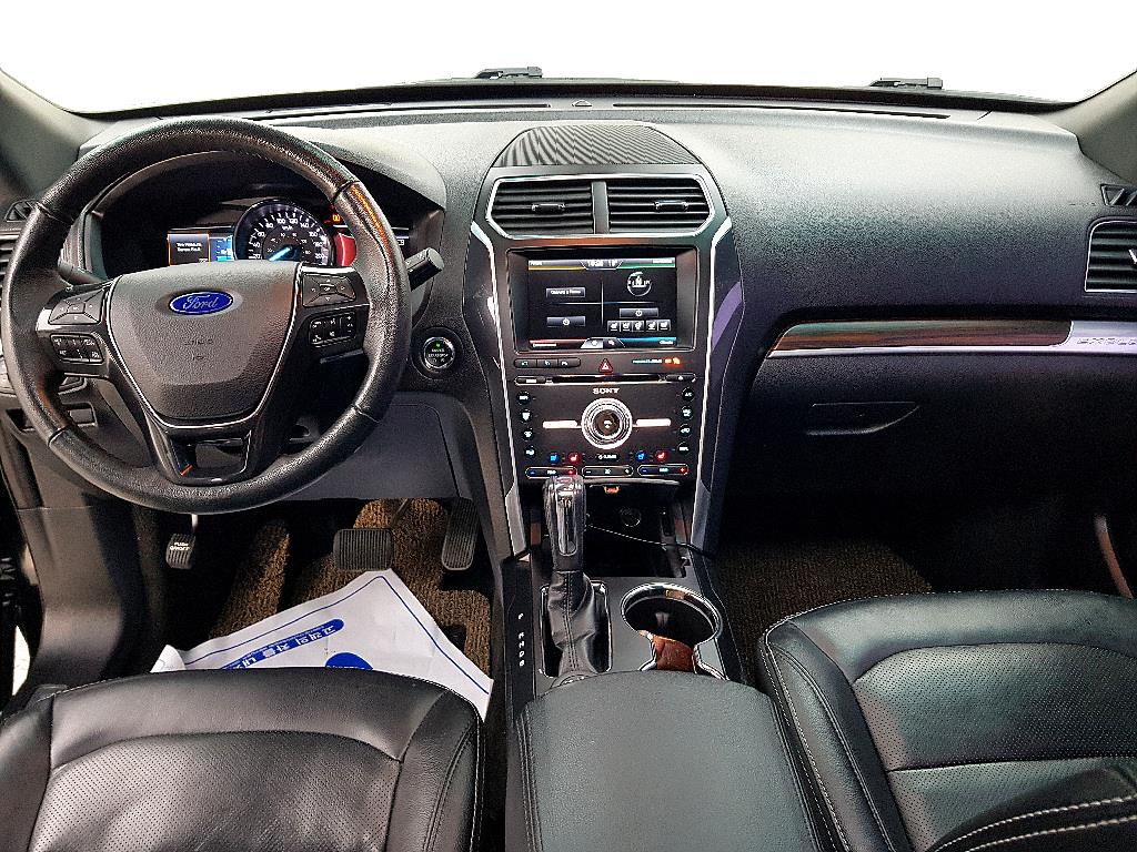 Ford Explorer - Vista 5