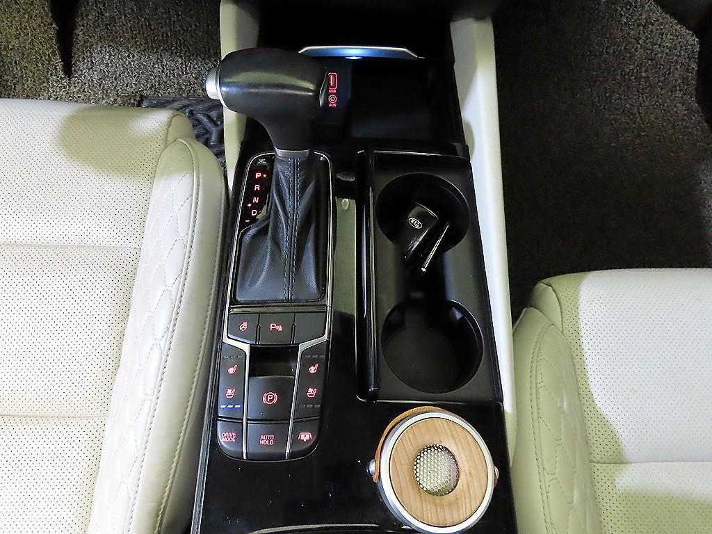 KIA K7 - Vista 12
