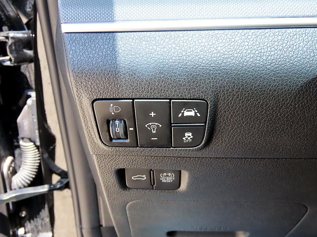 KIA K5 2023 Negro - Importación desde Corea - HF Imports Iquique - Foto 13